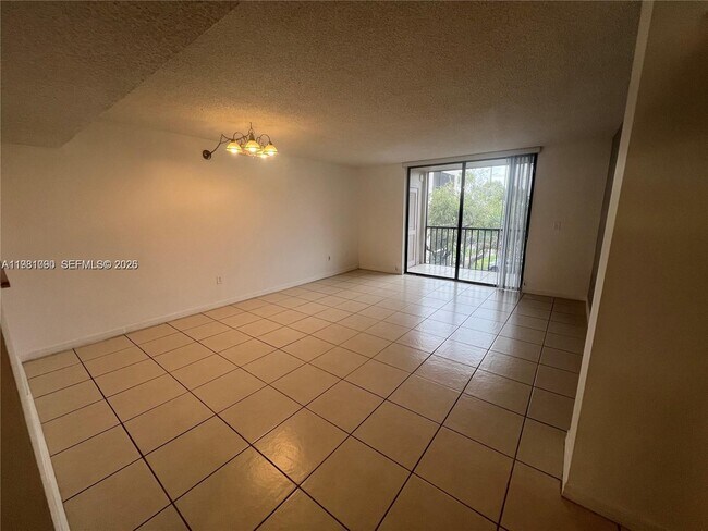 Photo - 8500 SW 133rd Avenue Rd Unit 305