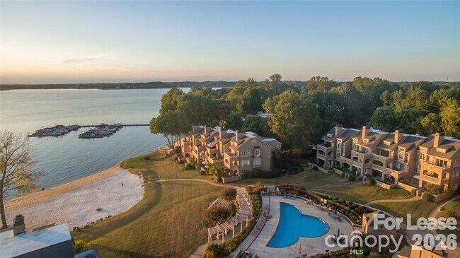 Photo - 646 Portside Dr