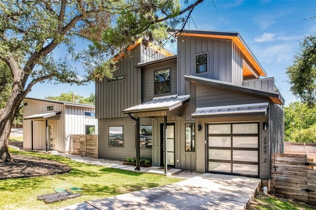 Building Photo - 2909 Oak Crest Ave Rental