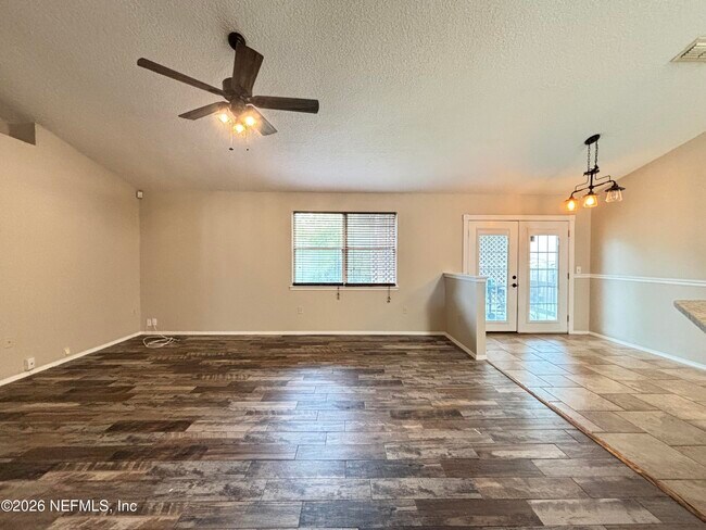 Photo - 1270 Tahoe Ct