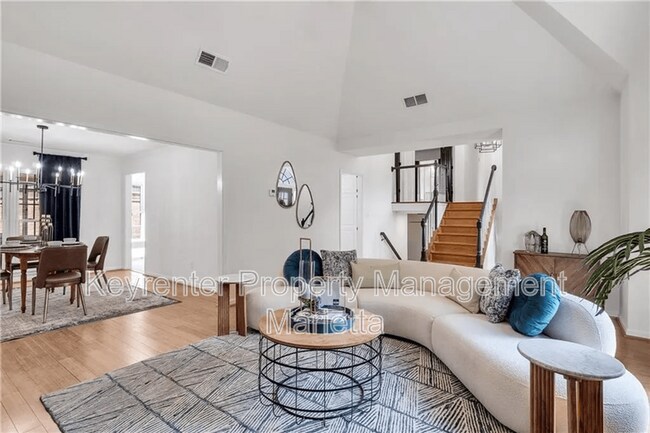 Photo - 991 Gentry Ln