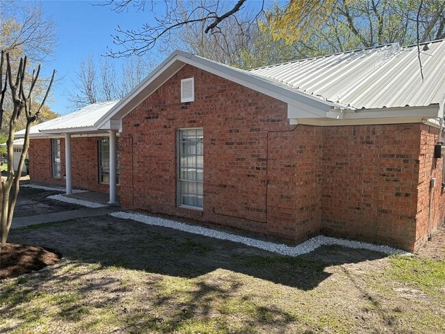 Photo - 100 Bybee St Casa