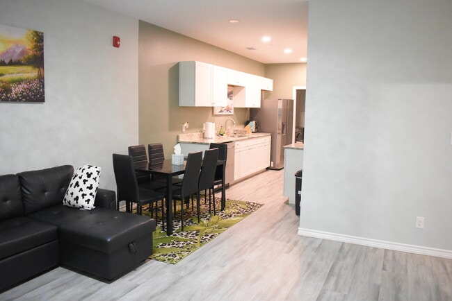 1905 Banita St Unit 202
