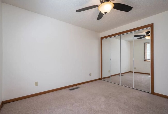 Photo - 1235 Dolen Pl