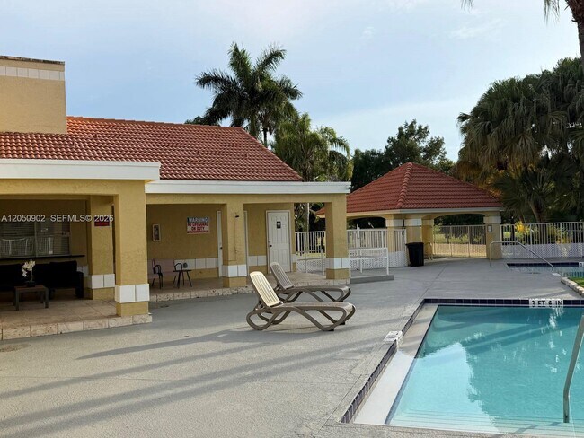 643 Vista Isles Dr Unit 1812