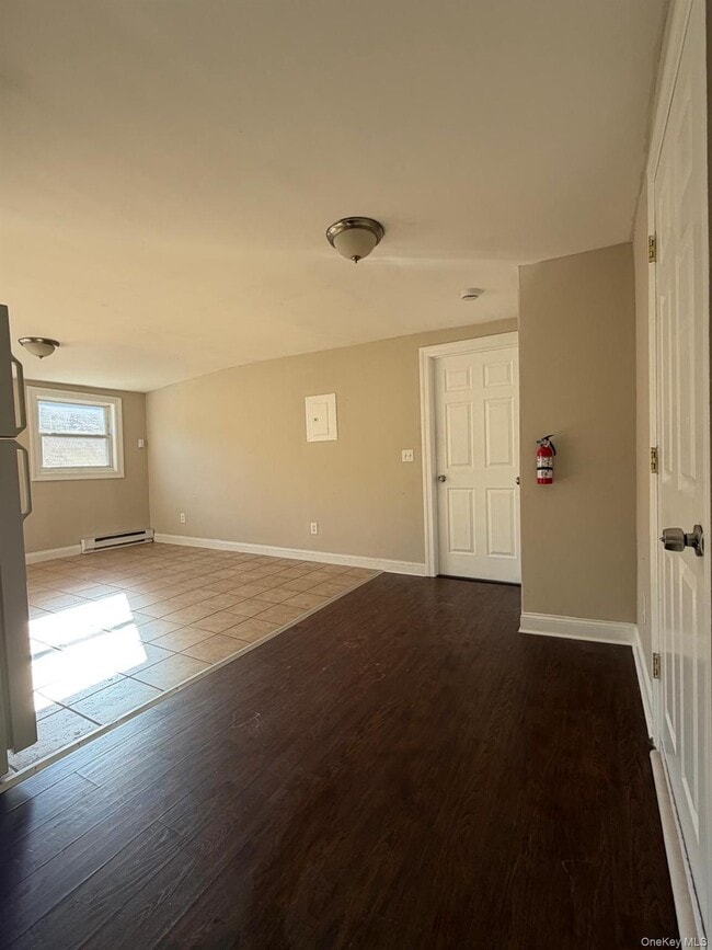 Photo - 13 Hammersley Ave Unit 3