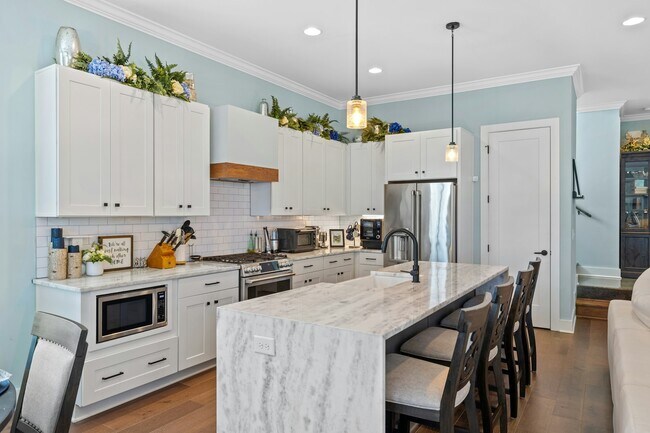 Photo - 1122 Glenview Dr