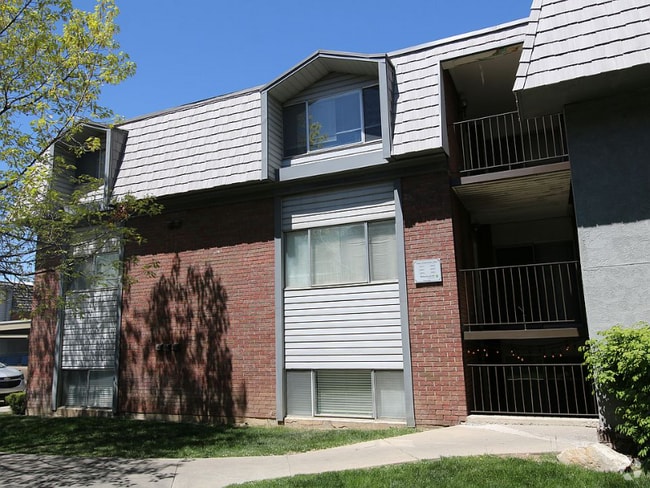 Building Photo - 1710 Hickory Ln Rental