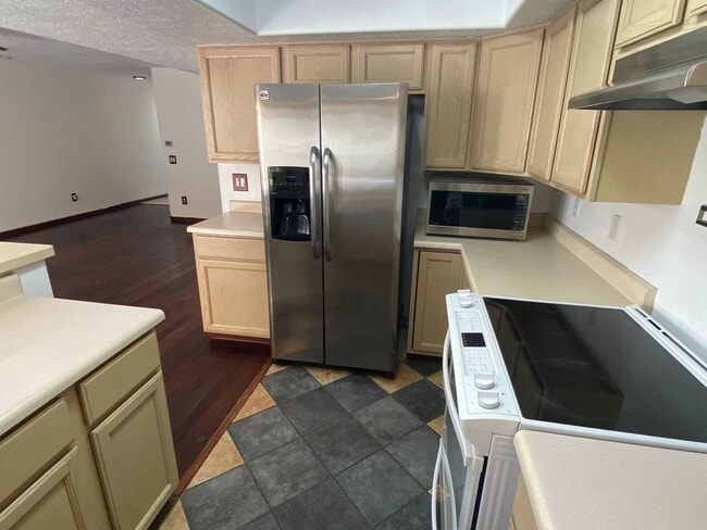 Photo - 1627 55th St NW