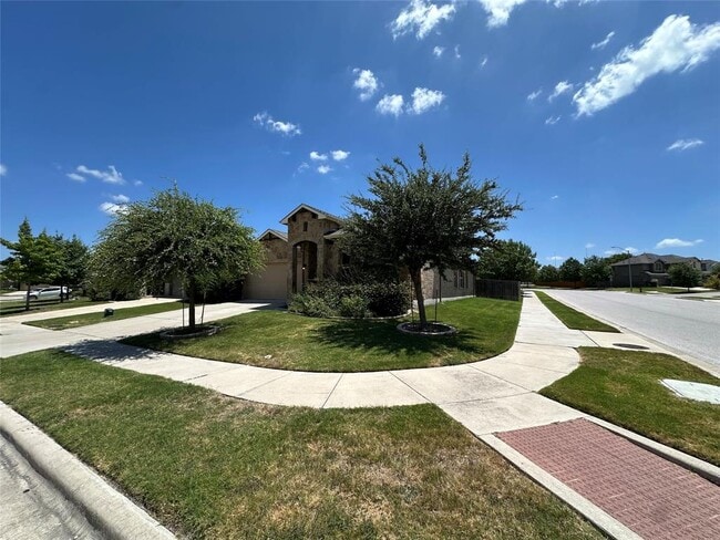 Photo - 1919 Mexia Dr