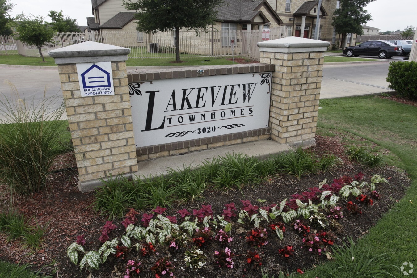 Photo - Lakeview Townhomes