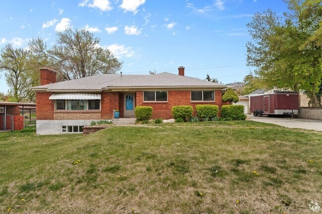 Building Photo - 1350 36th St Rental
