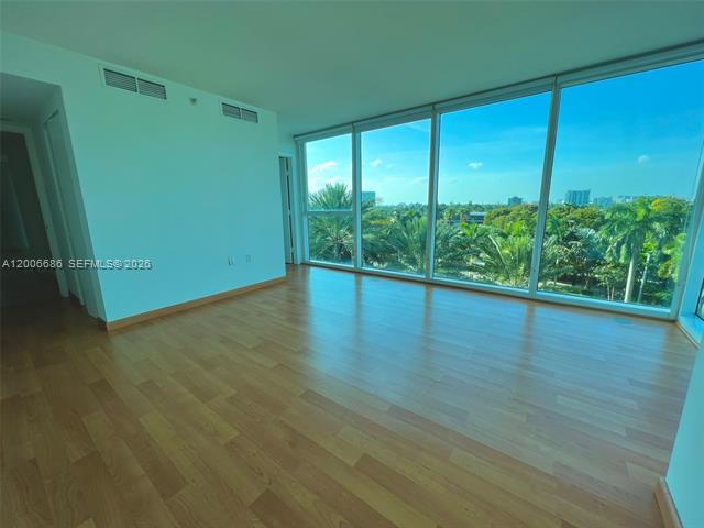 Building Photo - 2101 Brickell Ave Unit 401