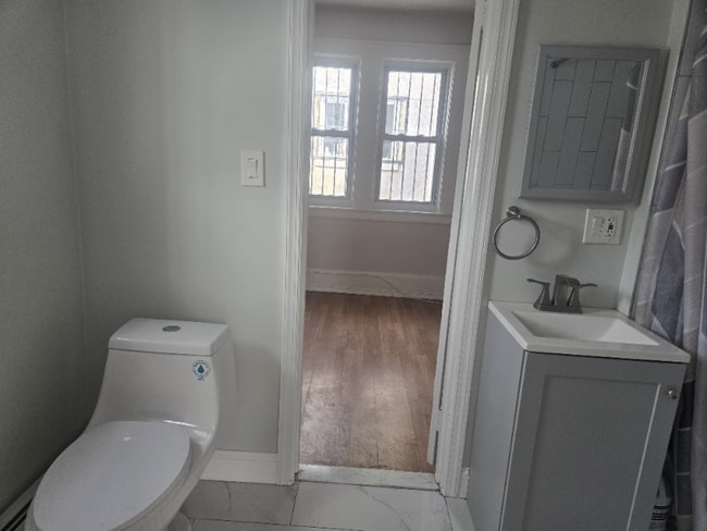 Photo - 1149 S Orange Ave Casa