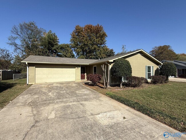 Photo - 160 Lewis Ln