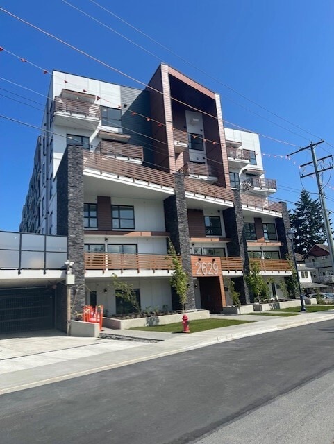 Building Photo - 2629 Millstream Rd