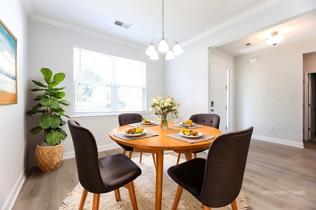 Photo - 120 Renwood Rd