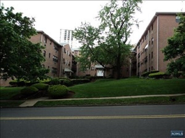 Photo - 212 Prospect Ave Condo