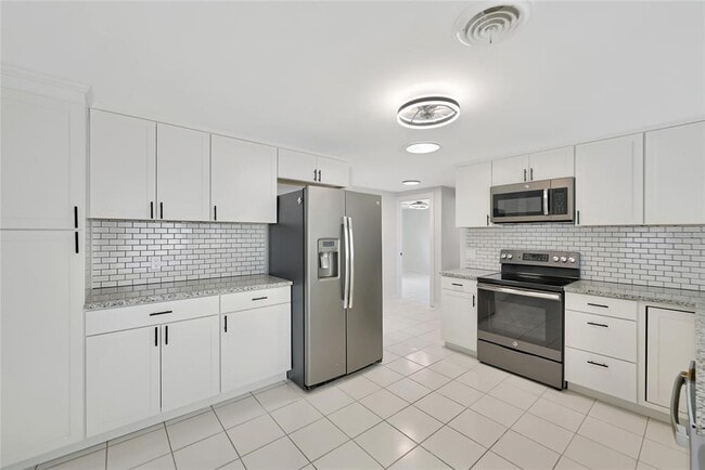 Photo - 3724 117th St W