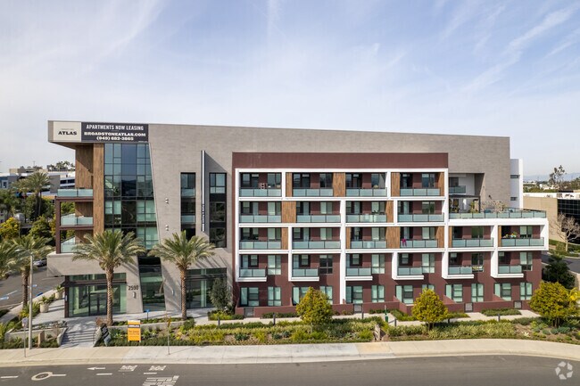 2590 Red Hill Ave_Santa Ana