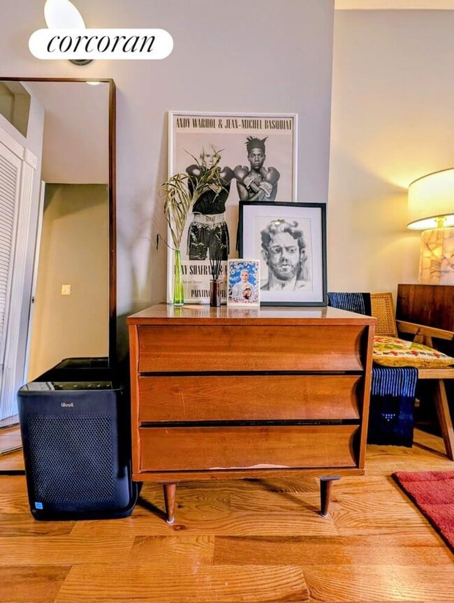 Photo - 811 Walton Ave