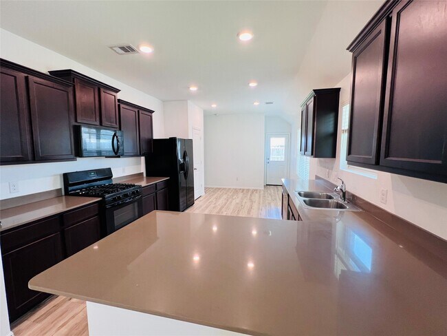 Photo - 5827 Dry Brush Pl