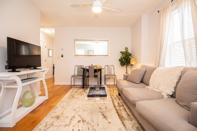 Photo - 2 bedroom in Boton MA 02120 Unit 1