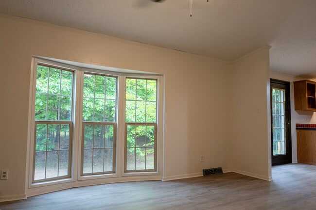 Photo - 10964 N Mackinaw Hwy