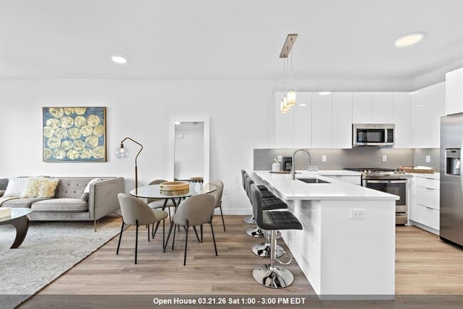 Building Photo - 5711 John F. Kennedy Blvd Unit 304