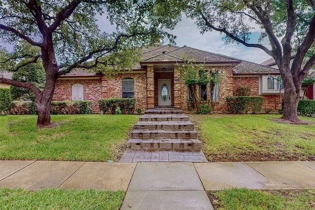 Photo - 7504 Summitview Dr