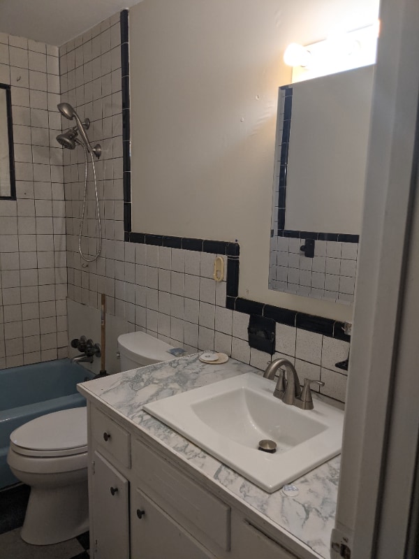 Photo - 864 Sprinkle St