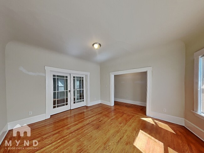 Photo - 231 Athol Ave