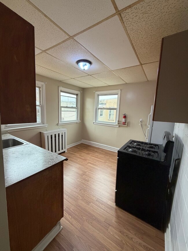 Photo - 44 Webster St Unidad #2  Webster