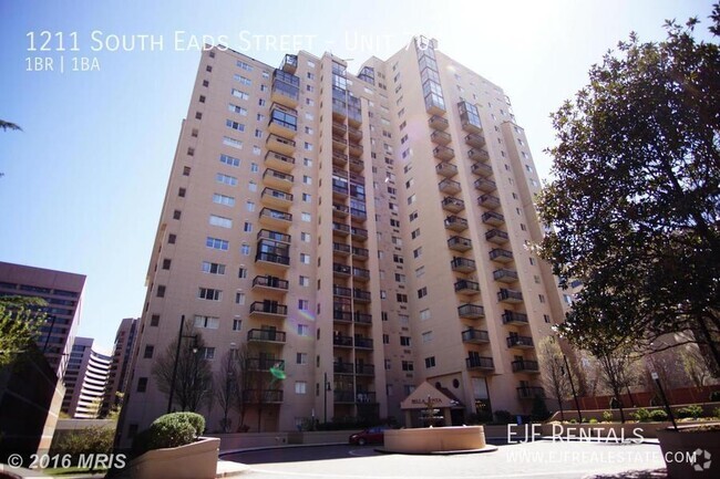 Building Photo - Arlington 1BR 1BA with Parking, Private Ba... Unit 701 Rental