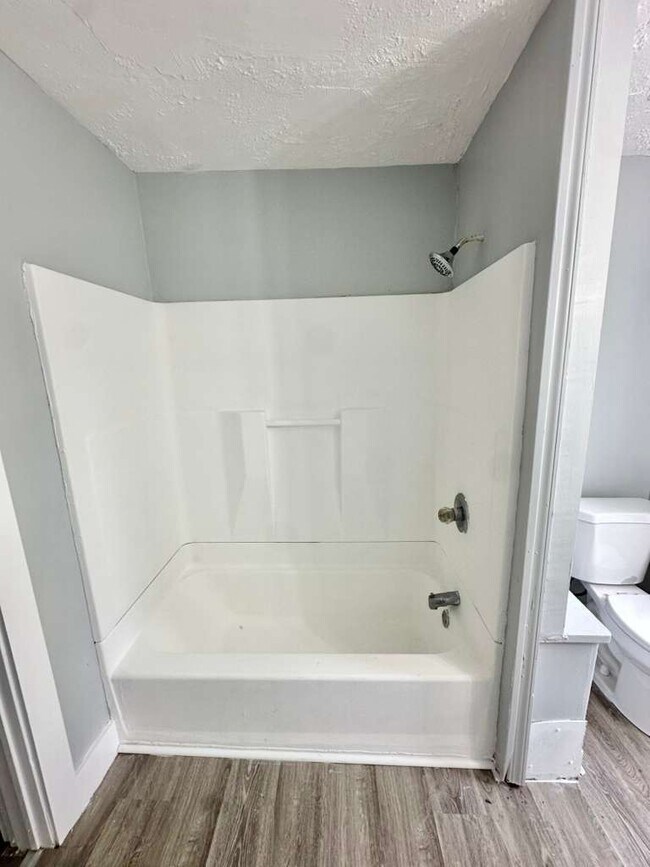 Photo - 275 S Broad St