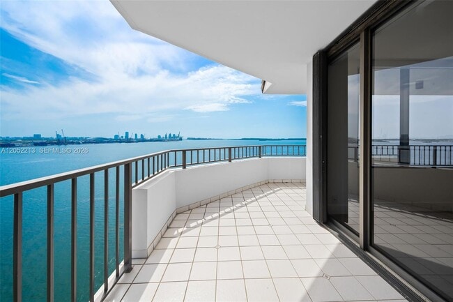 Photo - 520 Brickell Key Dr Unit A1206