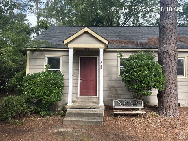 Building Photo - 1913 Wilson St Rental