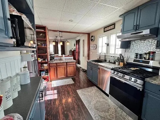 Photo - 205 Dwight Ave