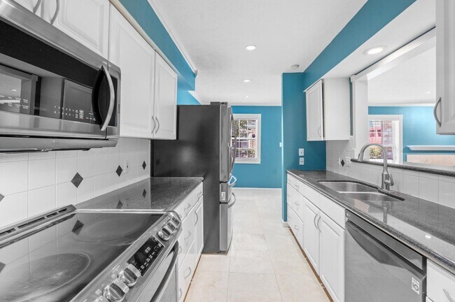 Photo - 5514 Beverly Hill St Unit 2