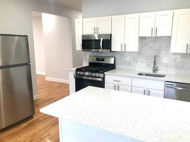 Photo - 5 Moseley St Unit 1