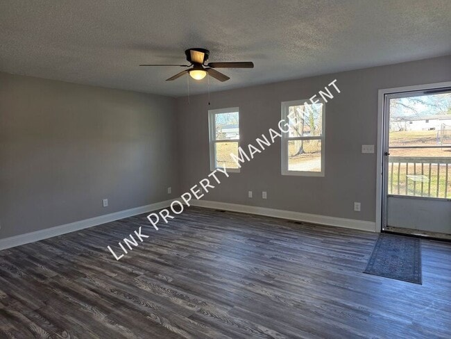 Photo - 6108 Ramsey Rd