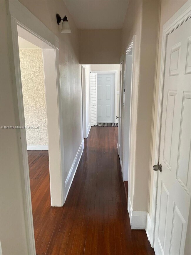 Photo - 1309 SE 1st St Unit 3