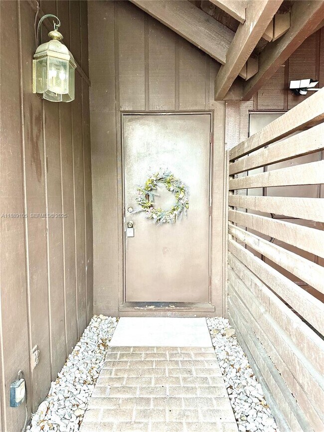 Photo - 497 N University Dr