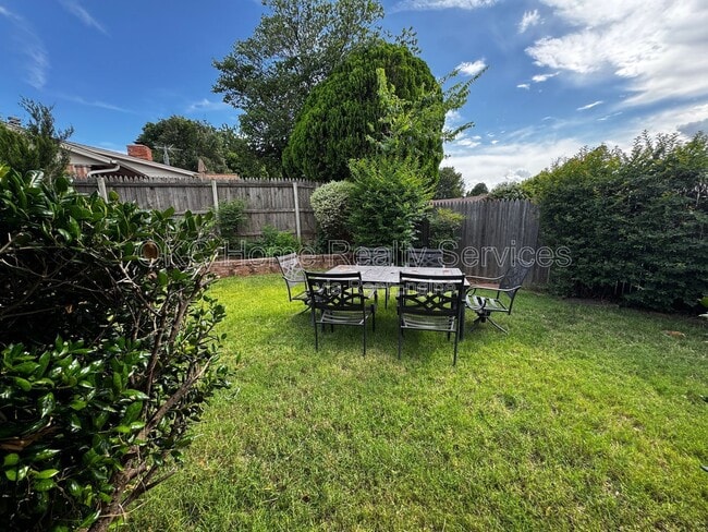 Photo - 6300 Brookside Dr