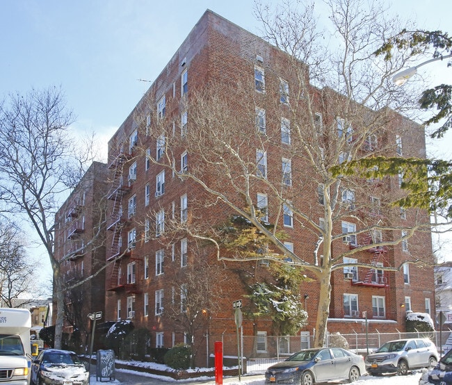 Photo - 340 Webster Ave