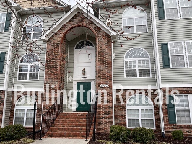 Building Photo - Condo / W. Burlington