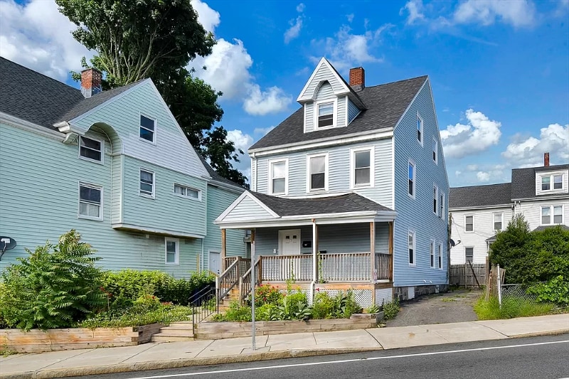 Photo - 964 Morton St