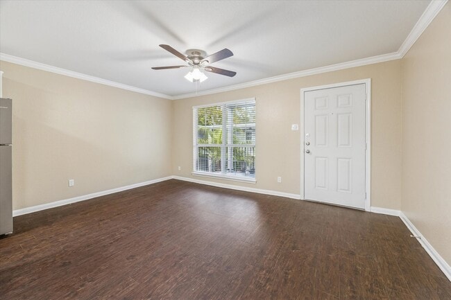 Photo - 300 Pecore St Unit 19