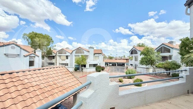 Building Photo - 1800 W Elliot Rd Rental