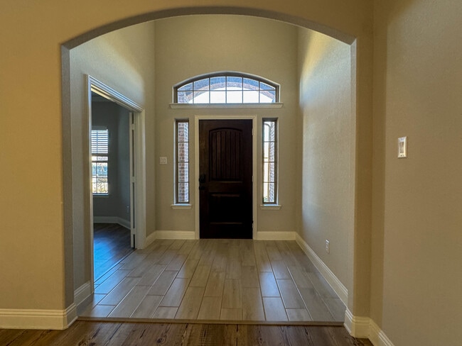 Photo - 7836 Cottonwood Dr